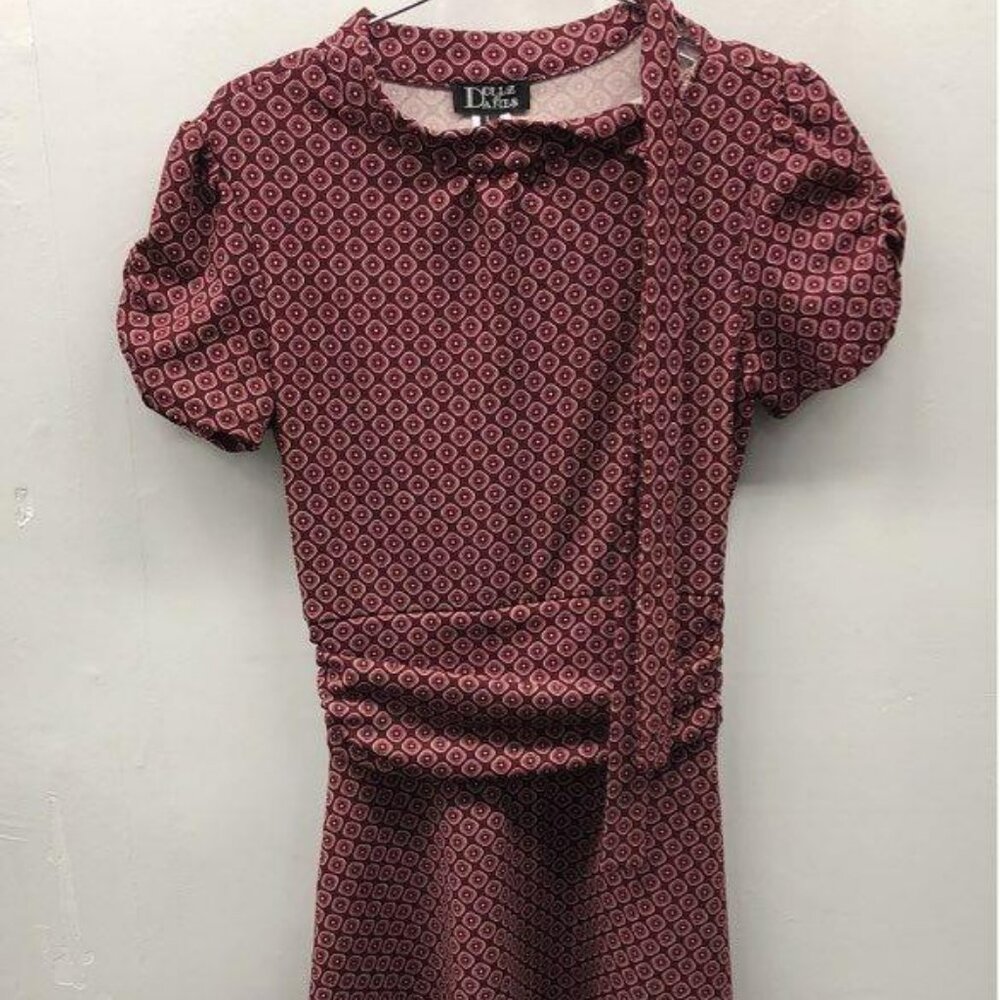 Merlot Medallion Gidgette Dress - Picture 3 of 6